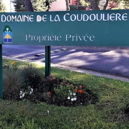 Apartment Domaine De La Coudouliere, Vue Mer, Plage, Piscine Et Parc